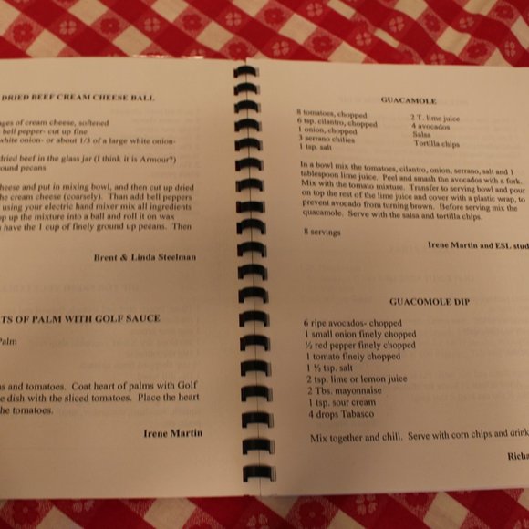 PIG OUT ELKIN NC. HIGH SCHOOL COOK BOOK  VINTAGE RARE - Picture 12 of 16